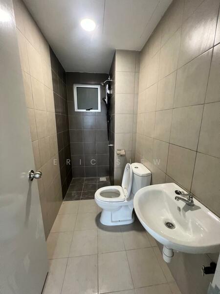 For Rent - Pearl Suria