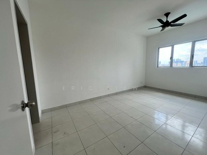 For Rent - Pearl Suria
