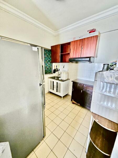 For Rent - Koi Tropika