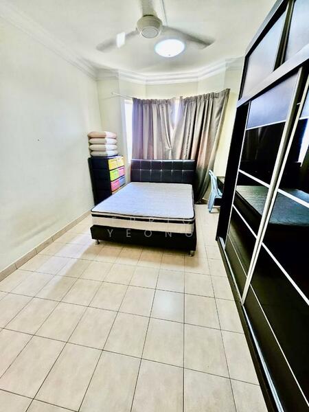 For Rent - Koi Tropika