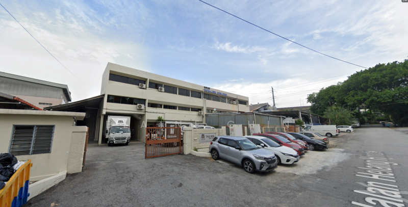 For Rent - Kepong Baru Tambahan 2 Storey Semi D Warehouse for Rent