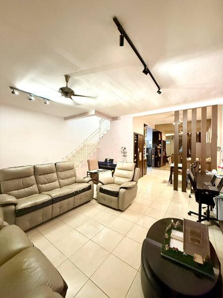 Untuk Dijual - setia tropika