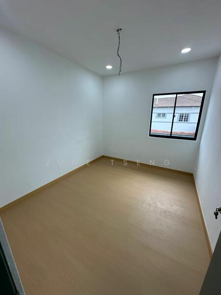For Sale - BUKIT INDAH BANDAR NUSAJAYA