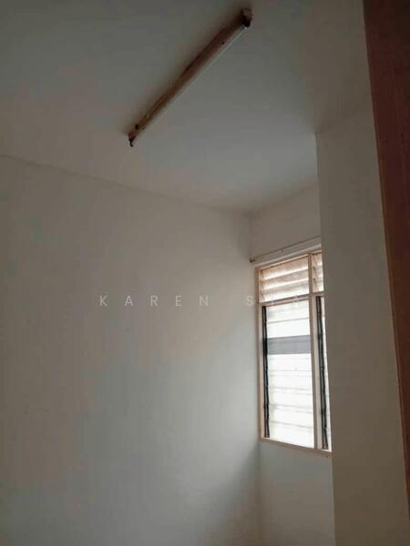 Untuk Dijual - bandar mahkota chares