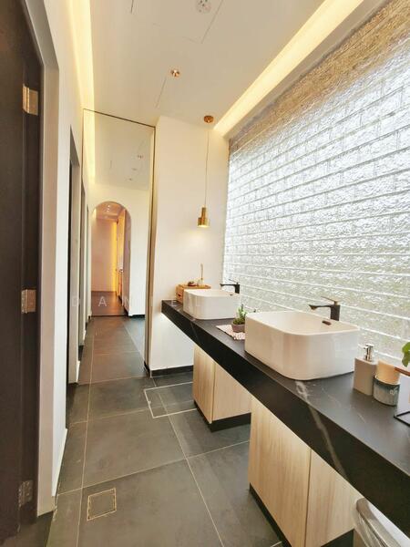 For Rent - Shop at Kempas Utama