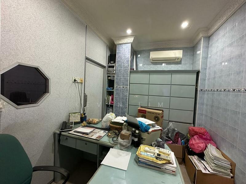 For Sale - 3.5 Storey Shoplot 2421 sf Sale Main Road Burma Pulau Tikus