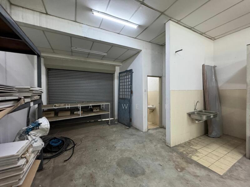 For Rent - Shop at Taman Perindustrian Jaya