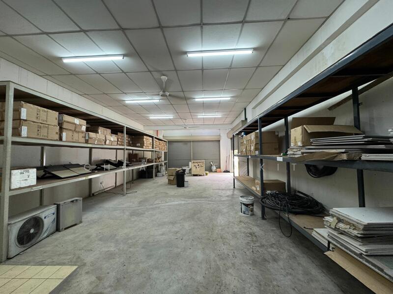 For Rent - Shop at Taman Perindustrian Jaya