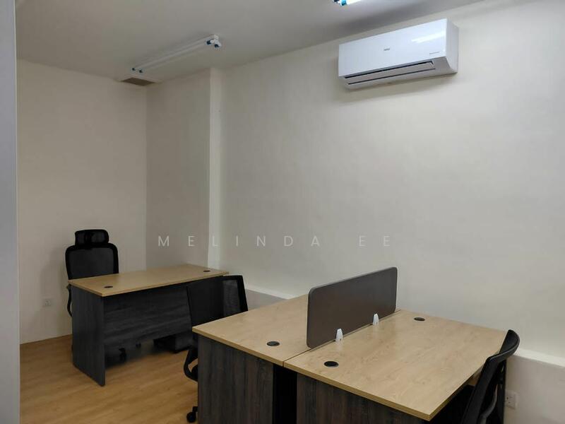 For Rent - Johor Bahru Taman Johor Jaya Fully Furnished Office Renovated Space