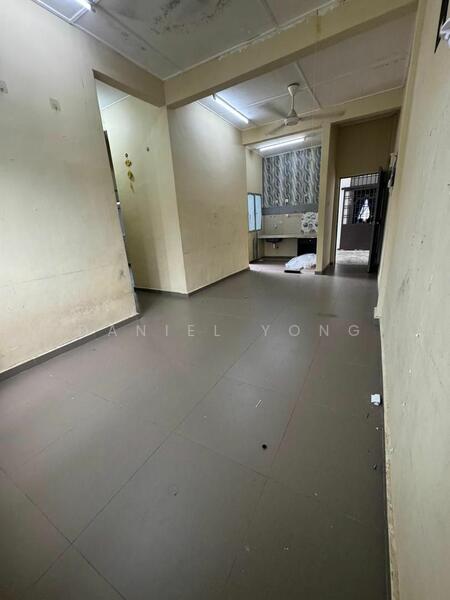 Untuk Dijual - Flat Taman Alam Megah