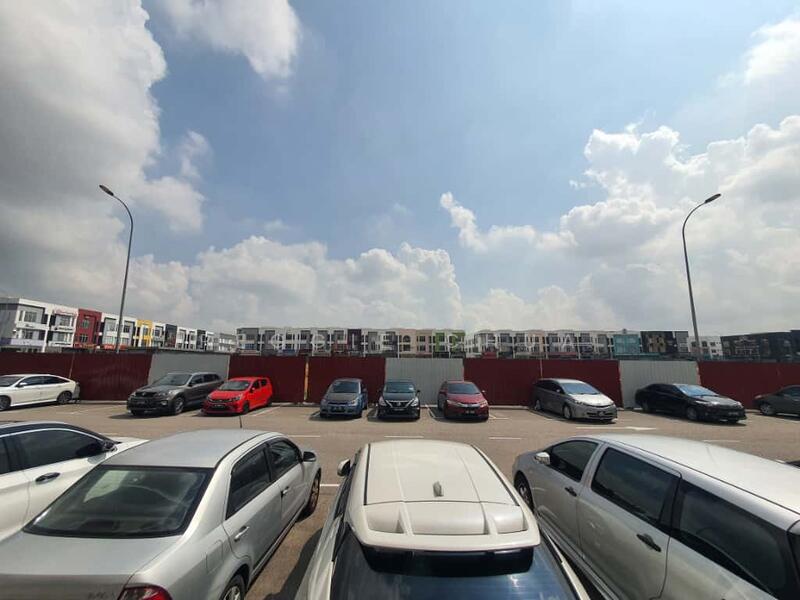 Untuk Disewa - Austin Crest