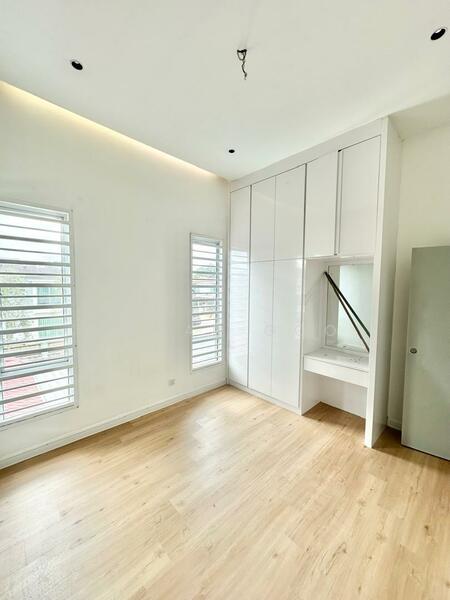 For Sale - Seri Austin Heights