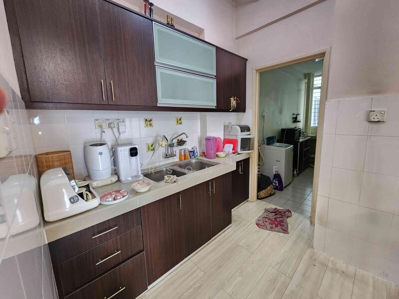 Untuk Dijual - Plaza Menjalara