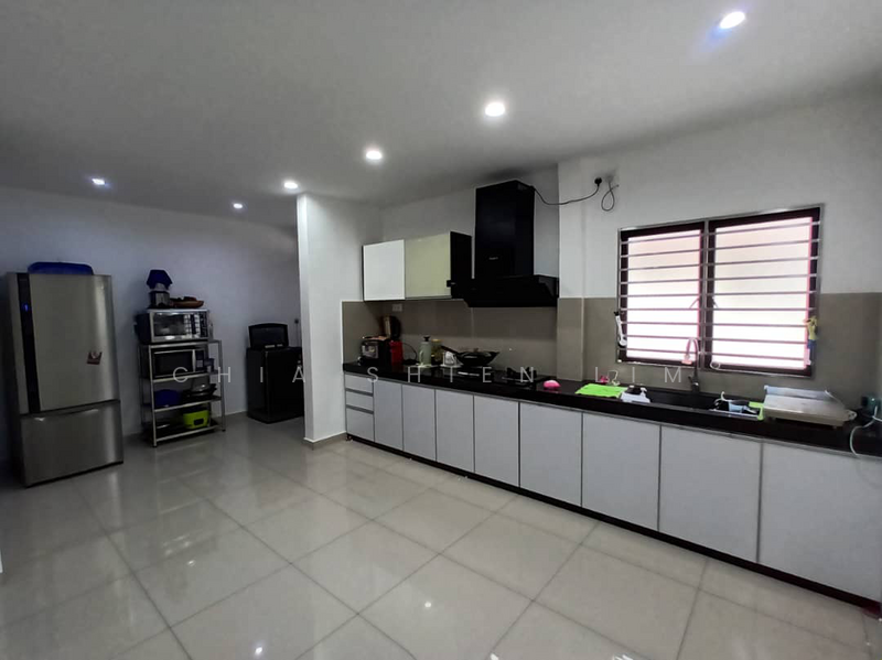 For Sale - 2-storey Terrace House at Taman Mount Austin