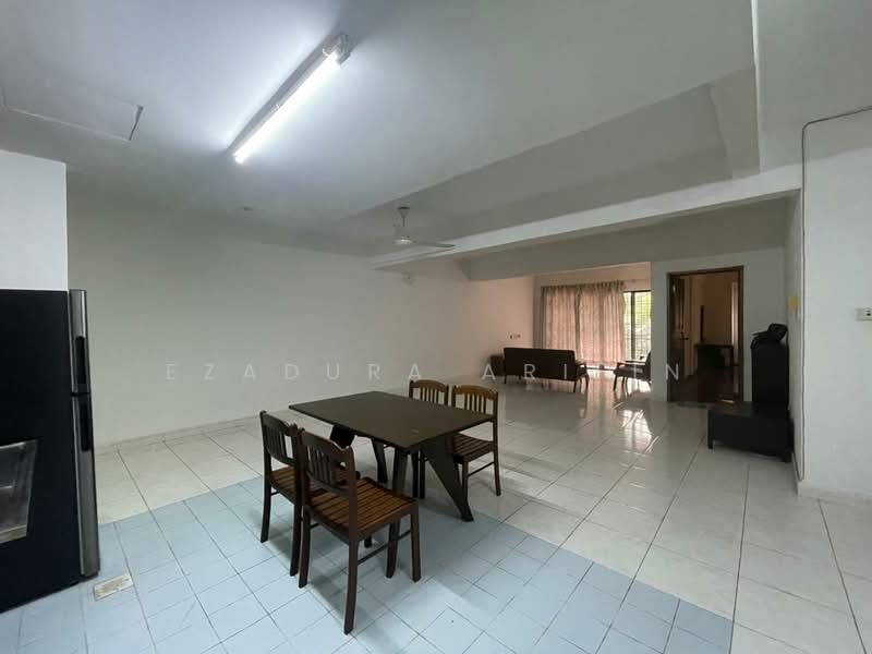 Condominium for Sale at Cyber Heights Villa - Ezadura Arifin - Living Room - PropertyGuru.com.my