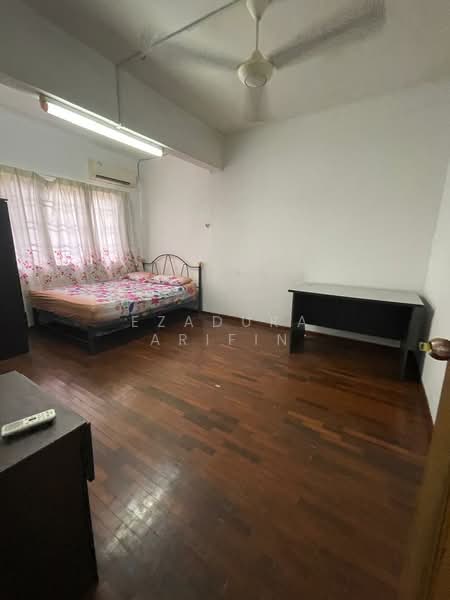 Condominium for Sale at Cyber Heights Villa - Ezadura Arifin - Bedroom - PropertyGuru.com.my