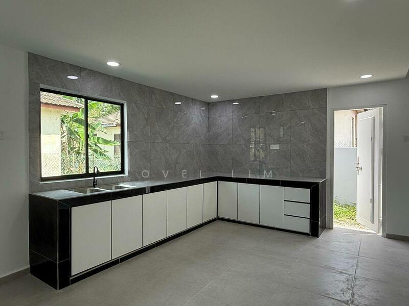 For Sale - Kangkar Pulai Single Storey Corner For Sales Kangkar Pulai Single Storey Corner For Sales