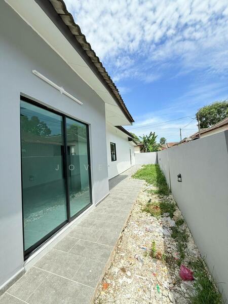 For Sale - Kangkar Pulai Single Storey Corner For Sales Kangkar Pulai Single Storey Corner For Sales