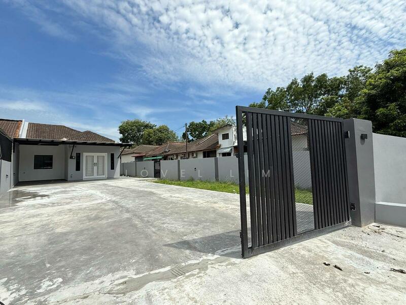 For Sale - Kangkar Pulai Single Storey Corner For Sales Kangkar Pulai Single Storey Corner For Sales