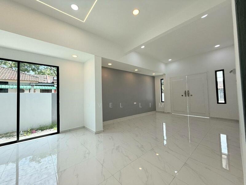 For Sale - Kangkar Pulai Single Storey Corner For Sales Kangkar Pulai Single Storey Corner For Sales