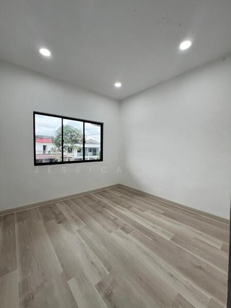 Untuk Dijual - Sri Bahagia