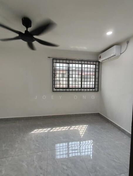 Untuk Dijual - Taman Ungku Tun Aminah
