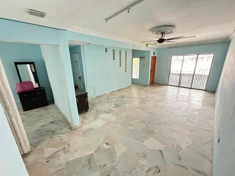 Untuk Dijual - 2-storey Terrace House at Bandar Country Homes