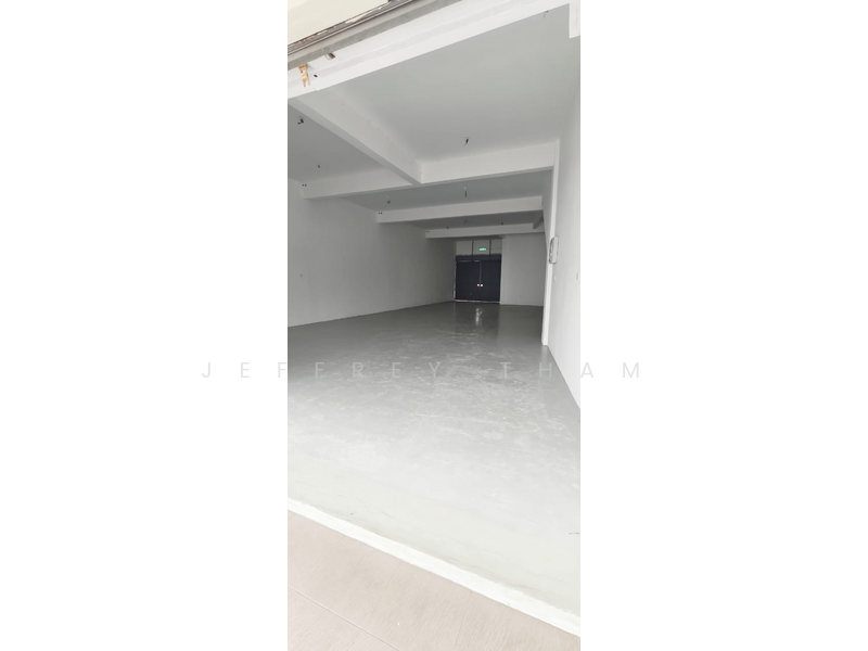 For Rent - Shop at Taman Perindustrian Puchong