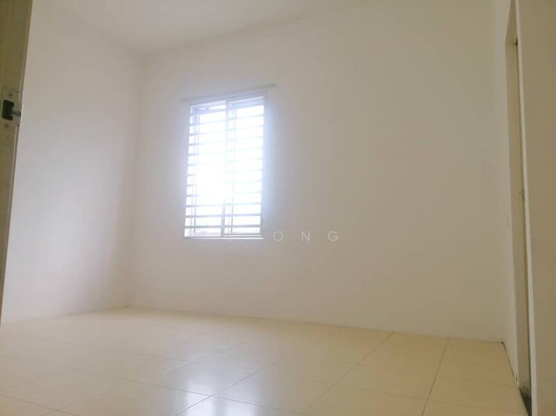 For Sale - Taman Setia Three Storey Terrace (Bukit Tengah) Basic Unit For Sale