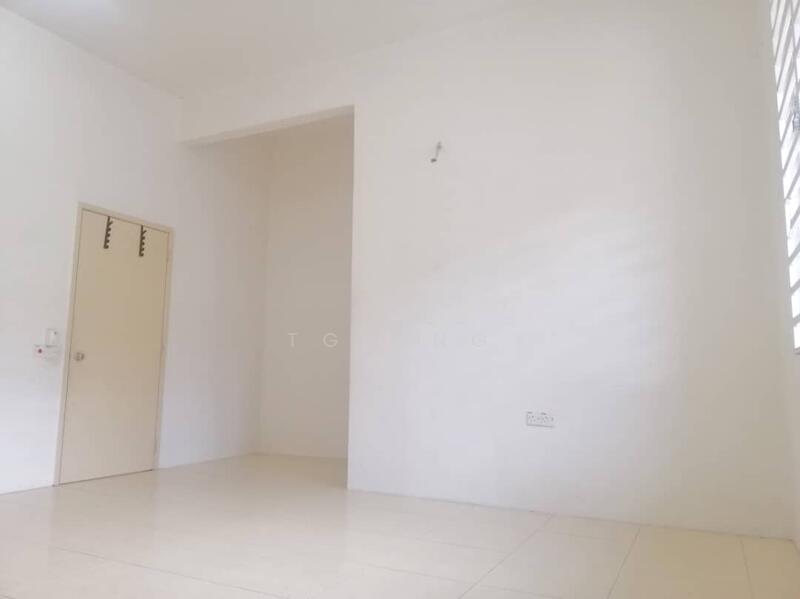 For Sale - Taman Setia Three Storey Terrace (Bukit Tengah) Basic Unit For Sale