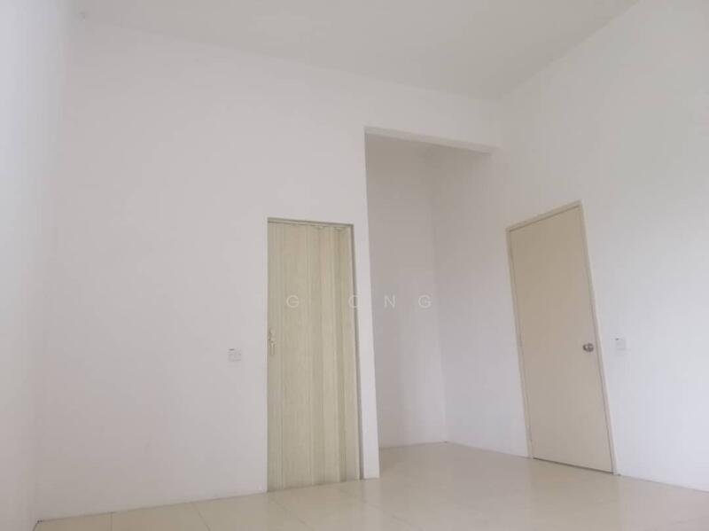 For Sale - Taman Setia Three Storey Terrace (Bukit Tengah) Basic Unit For Sale