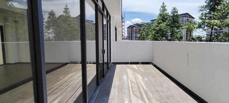 Master Bedroom terrace