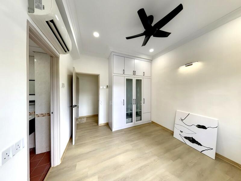 Untuk Dijual - Parkview Towers