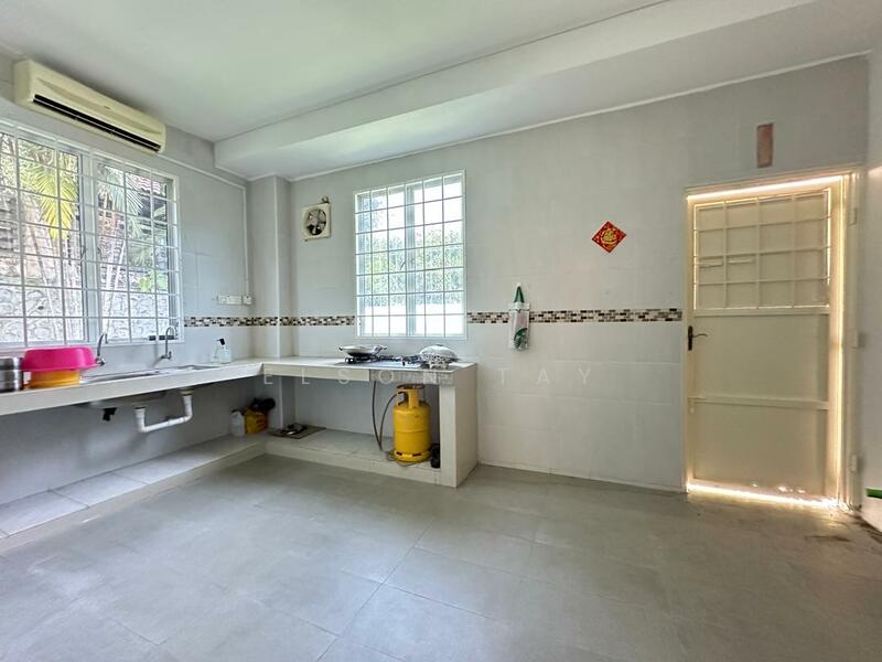 For Rent - Taman Suria