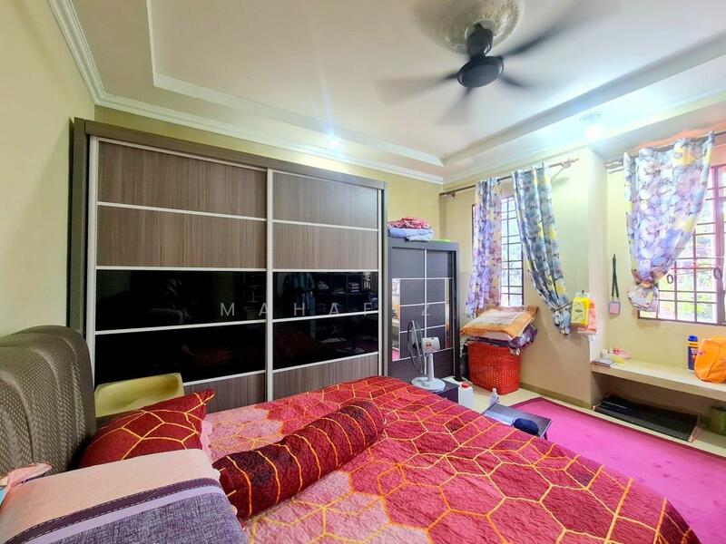 For Sale - Alam Budiman