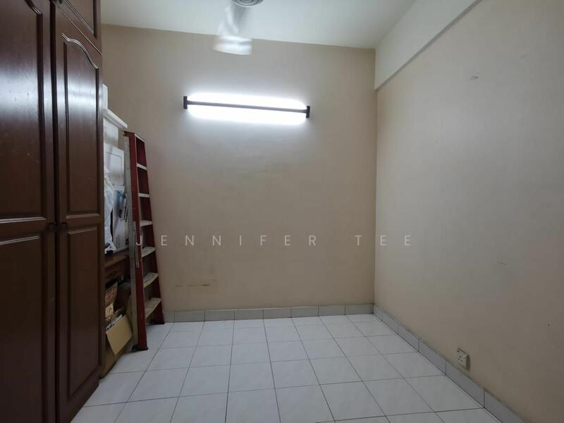 For Sale - Sri Jelatek