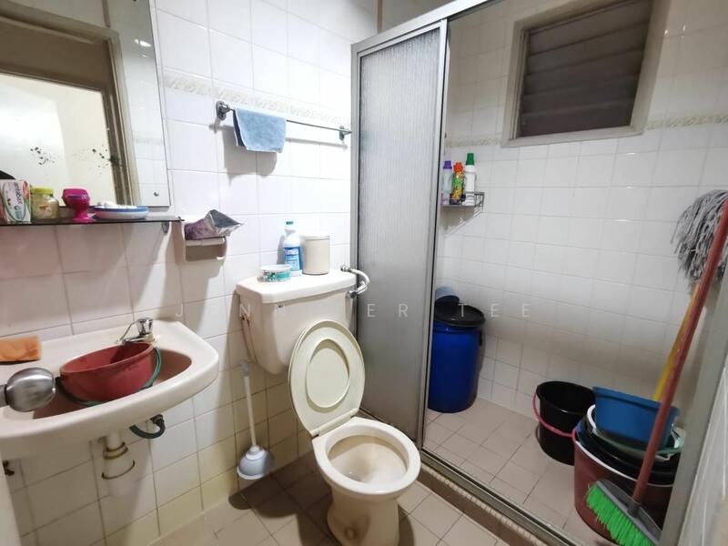 For Sale - Sri Jelatek