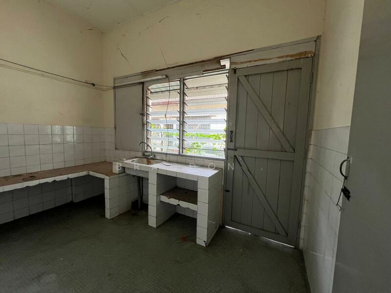 Untuk Dijual - Taman Kok Lian