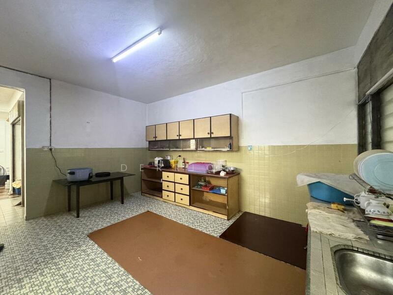 Untuk Disewa - 2 STOREY SEMI-D FOR RENT AT RELAU ALLOWED FOREIGNER STAY GOOD CONDITION
