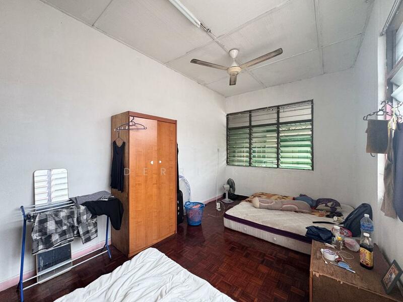 Untuk Disewa - 2 STOREY SEMI-D FOR RENT AT RELAU ALLOWED FOREIGNER STAY GOOD CONDITION