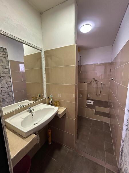 For Sale - Bungalow at Kampung Tunku