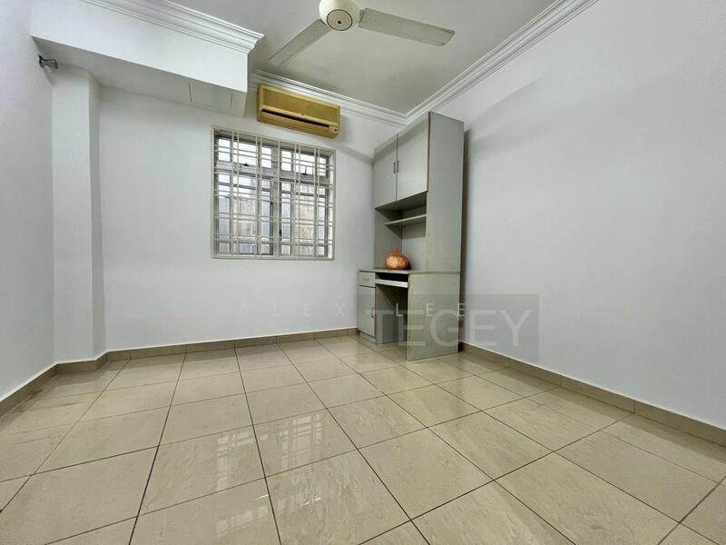 For Sale - Bukit Tinggi Klang
