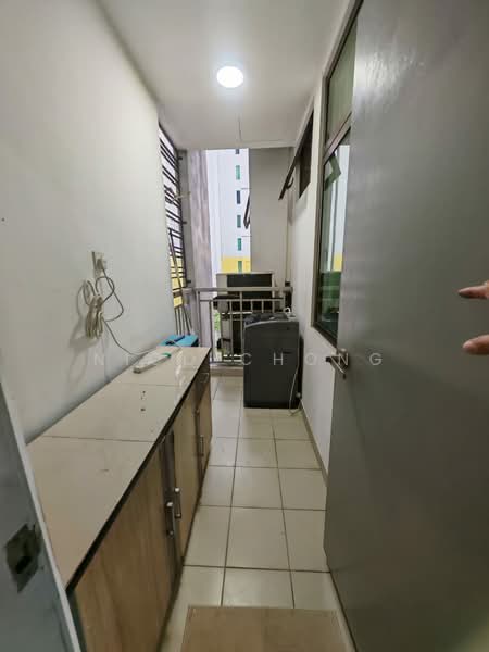 Servis Apartment untuk Dijual di PARC Regency (Residensi Masai) - Nico Chong - Balcony - PropertyGuru.com.my