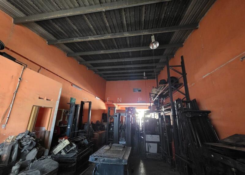 Untuk Dijual - Desa Plentong Industrial Park