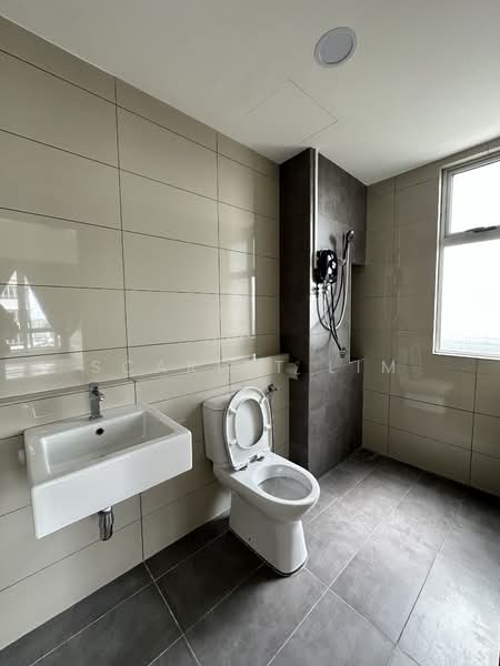 Condominium for Rent at Villa Crystal - SCARLET LIM - Bathroom - PropertyGuru.com.my
