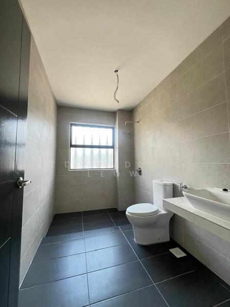 For Rent - 3-storey Terraced House at Bandar Baru Selayang