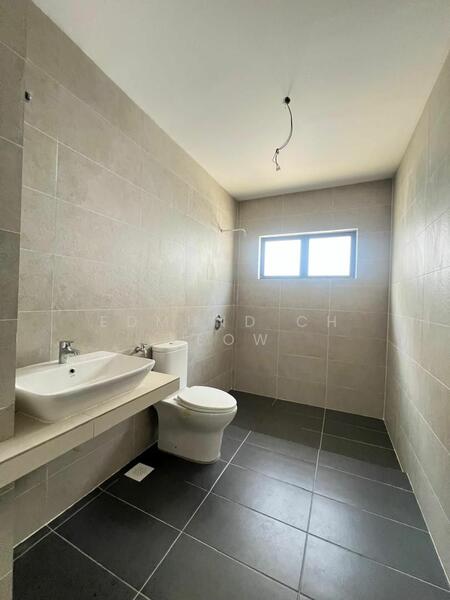 For Rent - 3-storey Terraced House at Bandar Baru Selayang