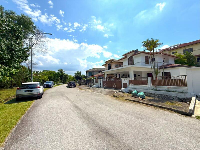For Sale - Suasana