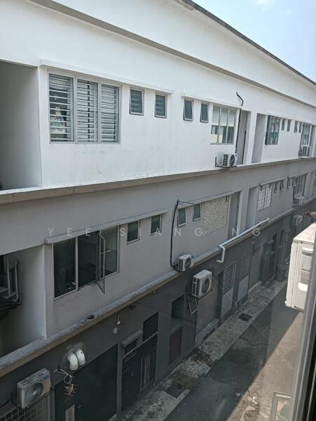 For Sale - Shop at Bandar Rinching