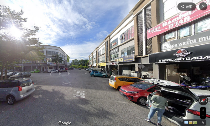 For Sale - Shop at Bandar Rinching